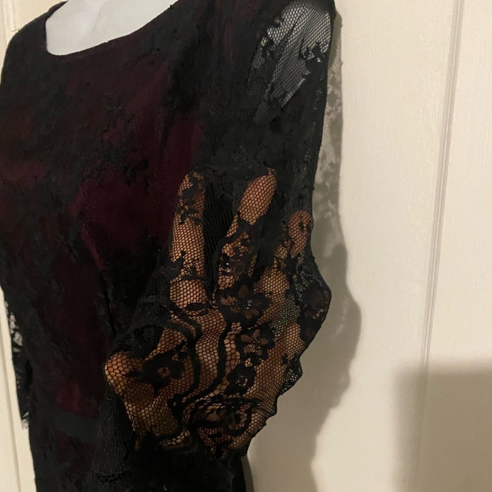 Ann Taylor lace top - Picture 4 of 8